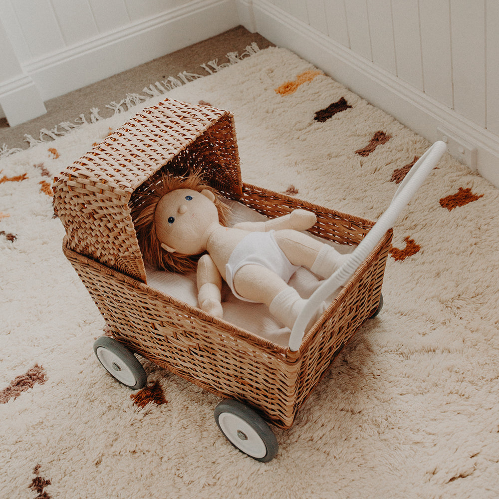 Rattan Strolley