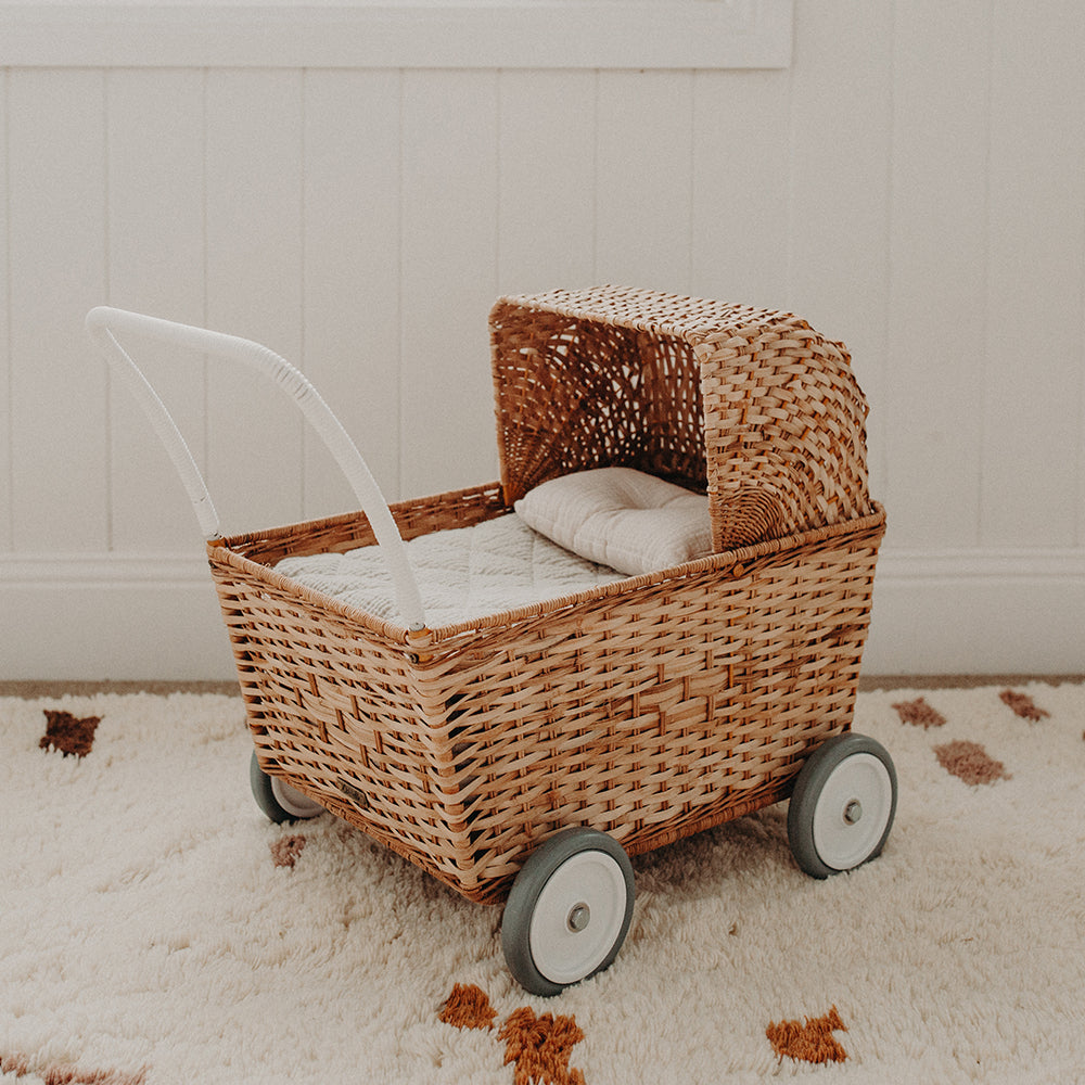 Rattan Strolley